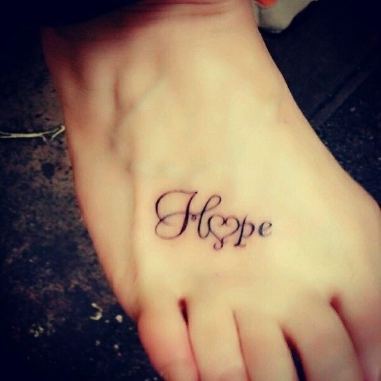 Frase Hope Tatuajes para Mujeres