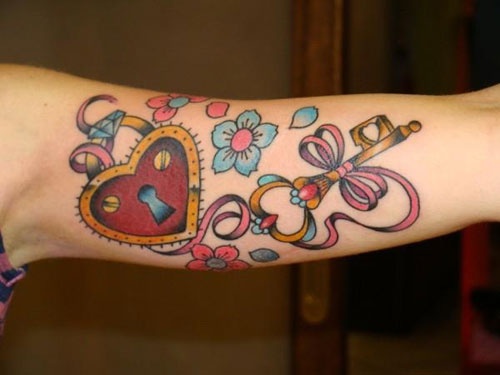 Corazón con Lazo y Llave