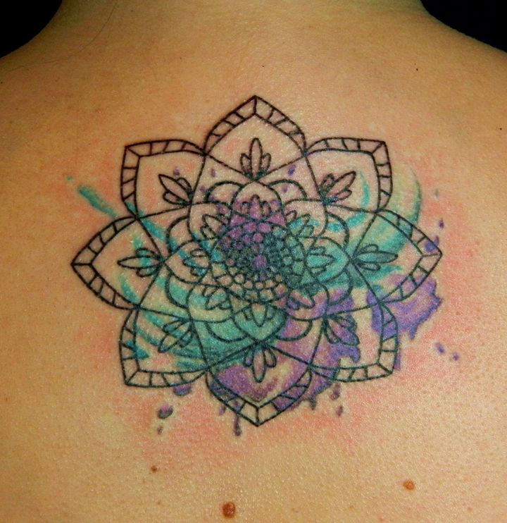 Flor de Loto Mandala Tatuajes para Mujeres
