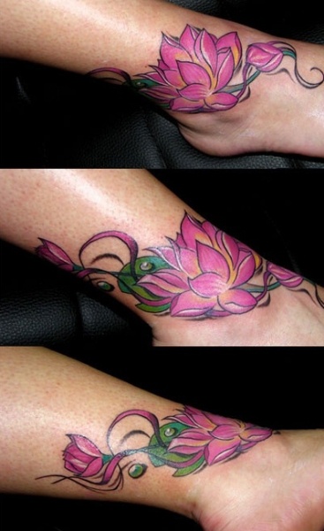 Flor de Loto con Pimpollos