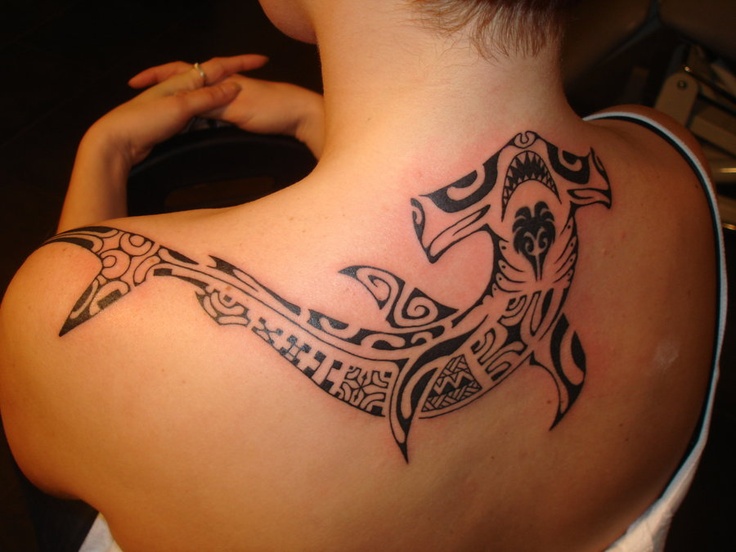 Tiburón Martillo Tribal