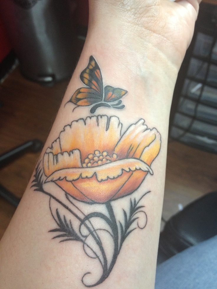 Flor Amarilla y Mariposa