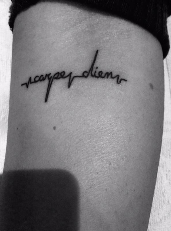 Frase: Carpe Diem & Electrocardiograma