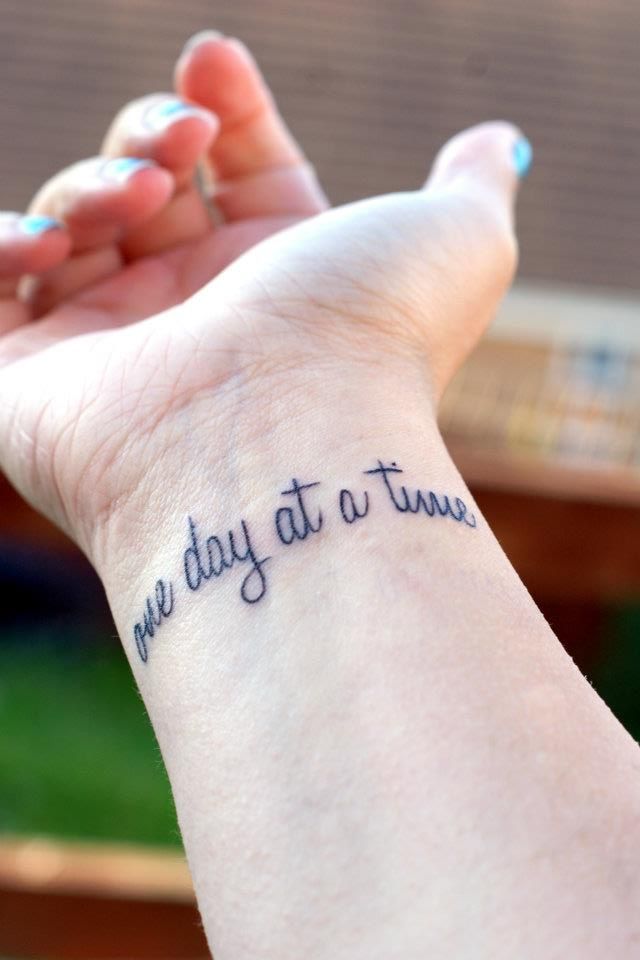 Frase: One day at time