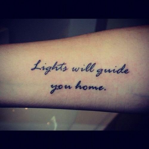 Frase: Lights will guide you home