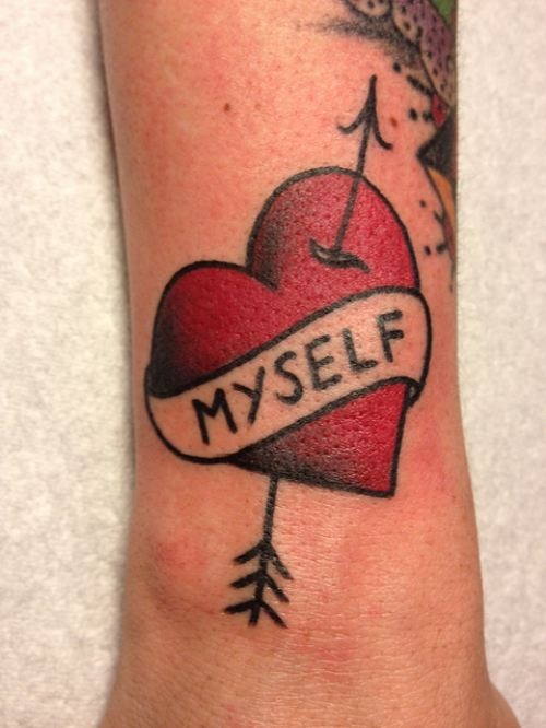 Corazón con Flecha y Frase: Myself