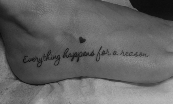 Frase: Everything happens for a reason + Corazón