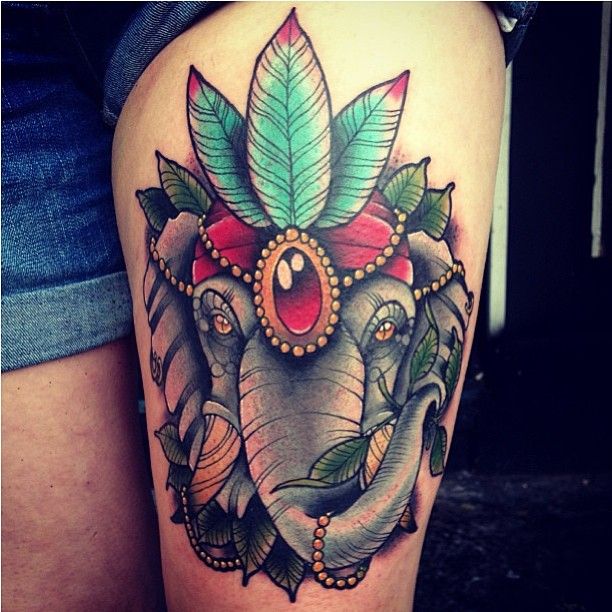 Elefante con plumas