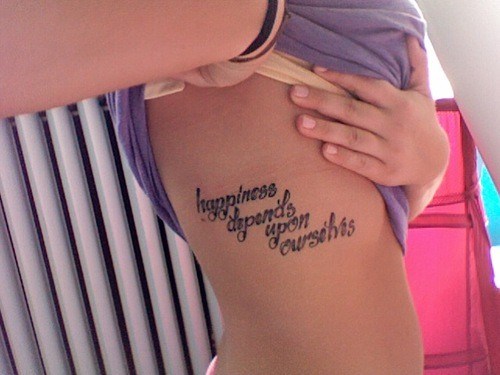 Frase: Happiness dependes upon ourselves