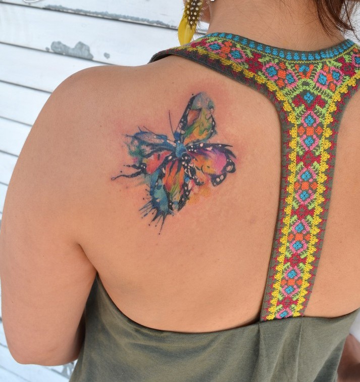 Mariposa en Acuarelas by Javi Wolf