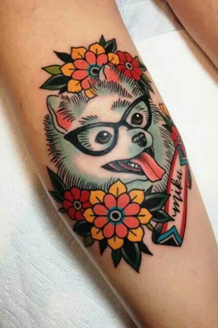 Perro con Flores y su Nombre