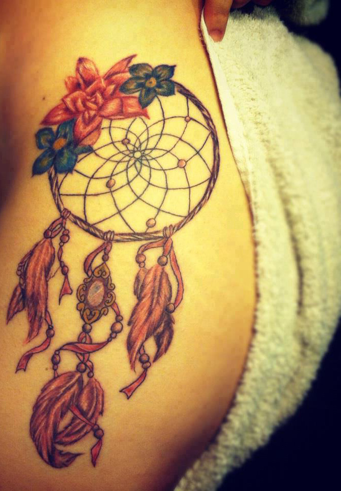 AtrapaSueños con Flores y Plumas