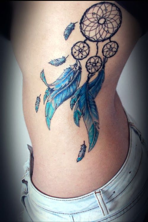 AtrapaSueños y Plumas Azules - Tatuajes para Mujeres