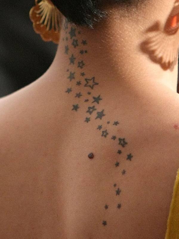 Estrellas - Tatuajes para Mujeres