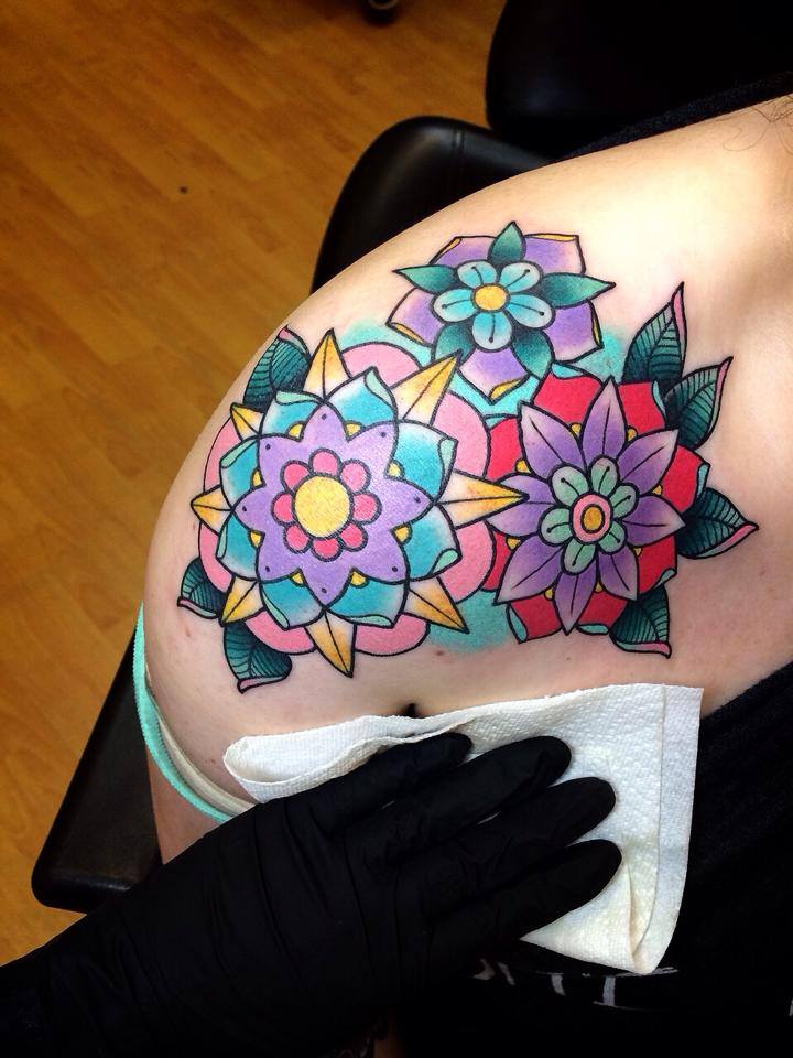 Flores estilo Mandalas by Alex Strangler
