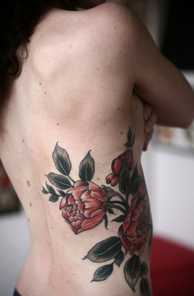 Flores Rojas by Alice Carrier