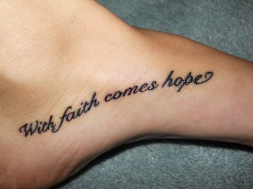 Frase: With faith comes hope & Corazón