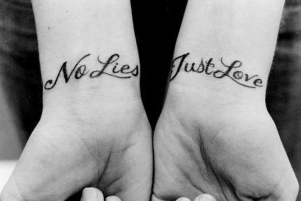 Frases: Not Lies - Just Love