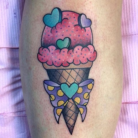 Helado con Moño y Corazones by Alex Strangler