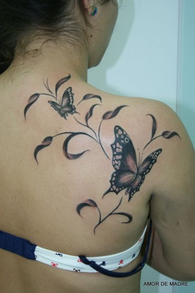 Mariposas entre Hojas