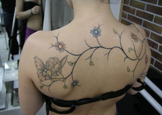 Enredadera de Flores y Ángel