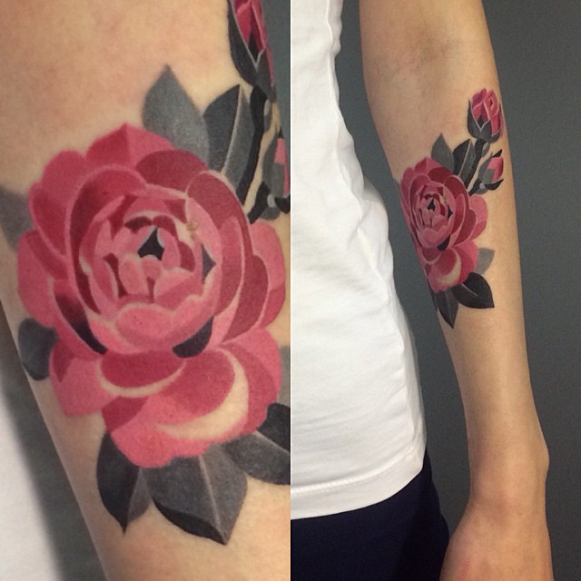 Flor Rosa by Sasha Unisex