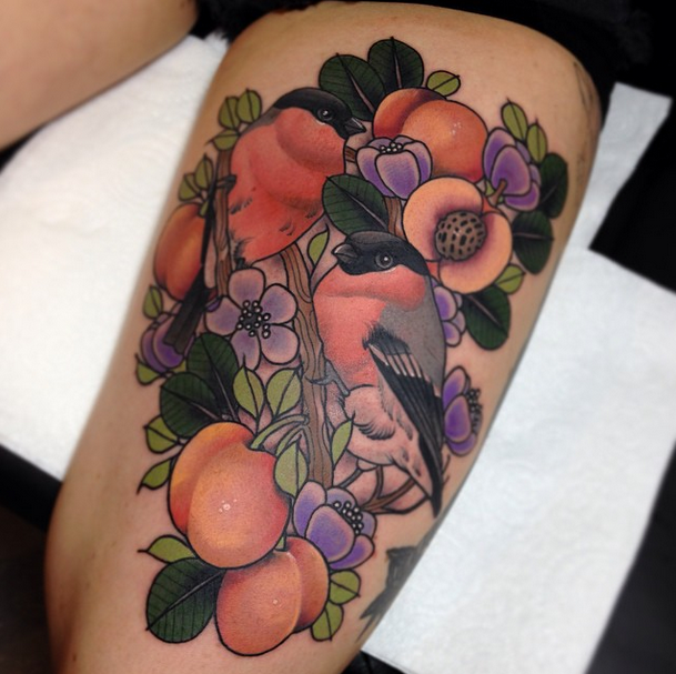 Aves, Flores y Frutas by Cree Mccahill