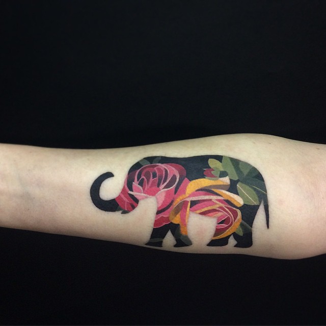 Elefante con estampado de Flores by Sasha Unisex