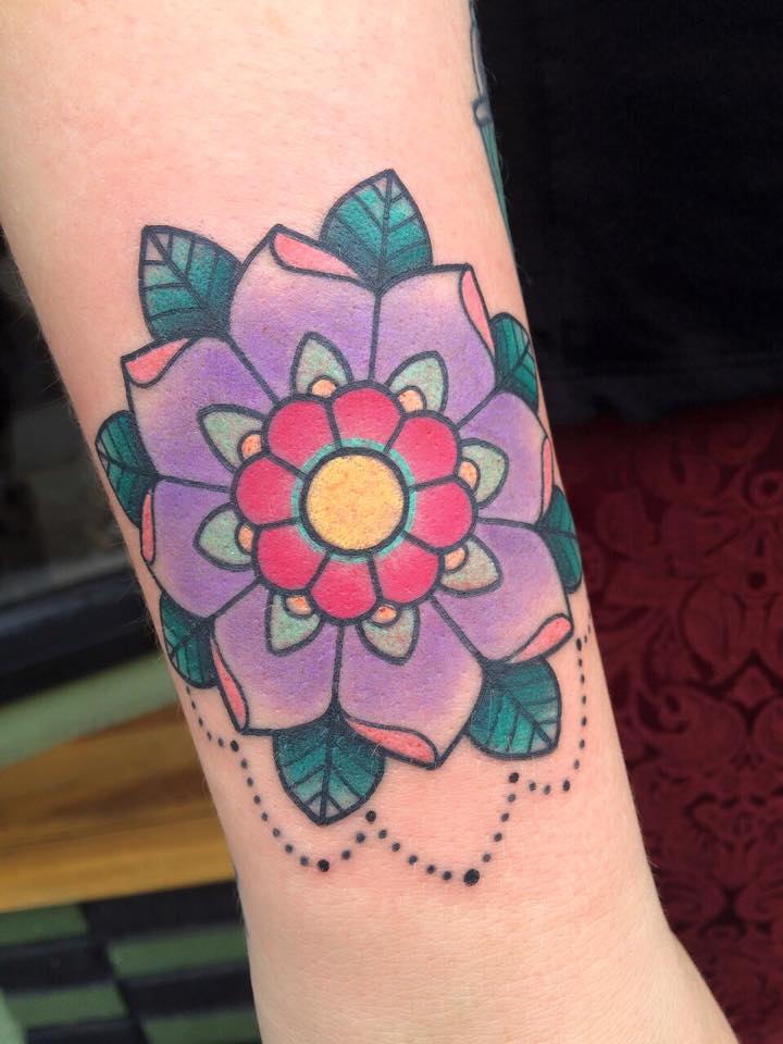 Mandala Flor by Alex Strangler