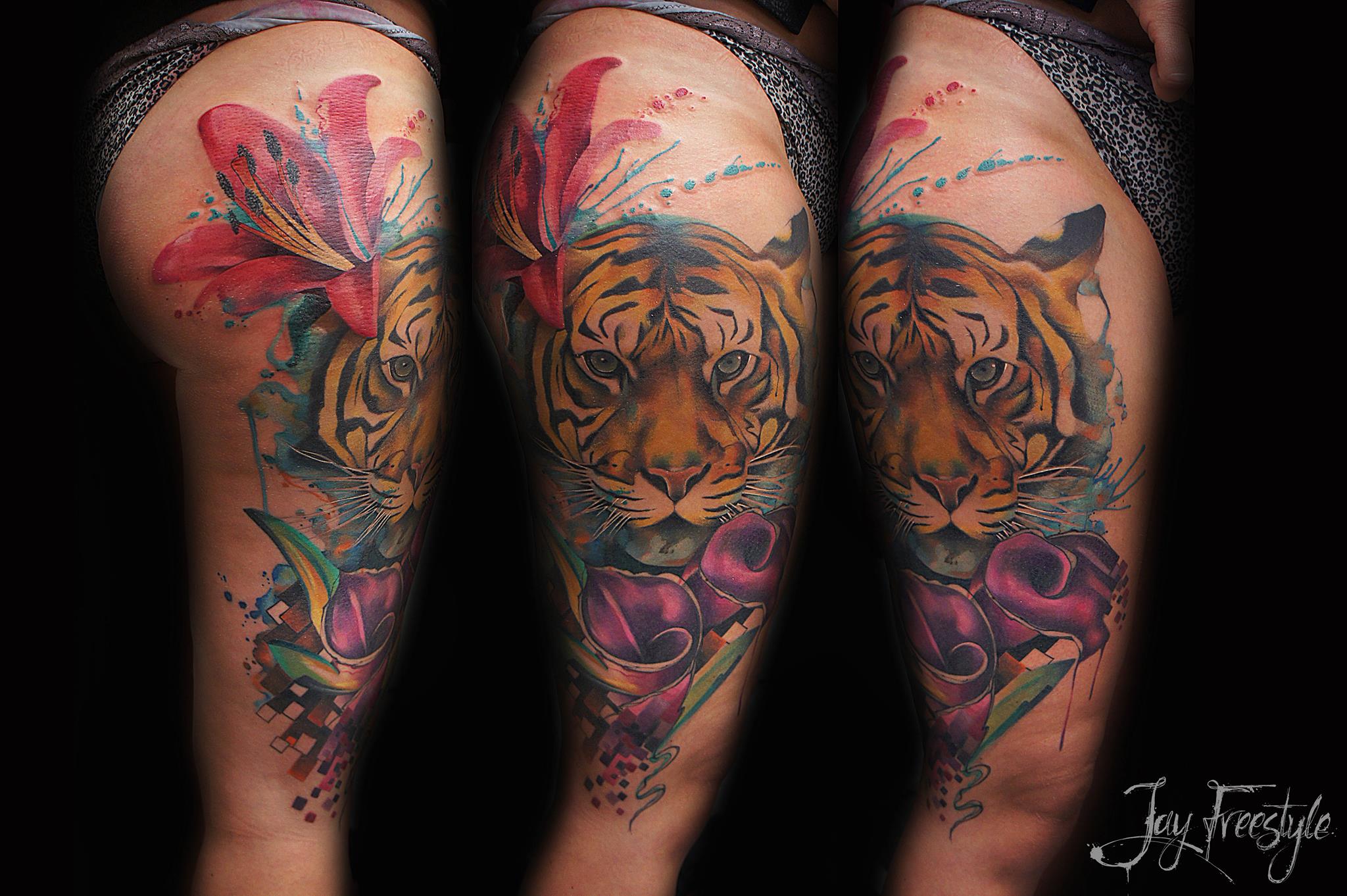 Tigre entre Flores en Acuarelas by Jay Freestyle