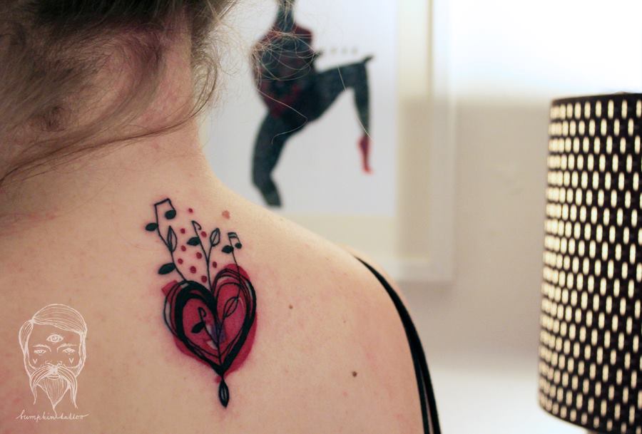 Corazón floreciendo de Música by Bumpkin Tattoo
