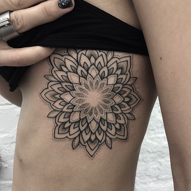 Flor Mandala by Sashatattooing