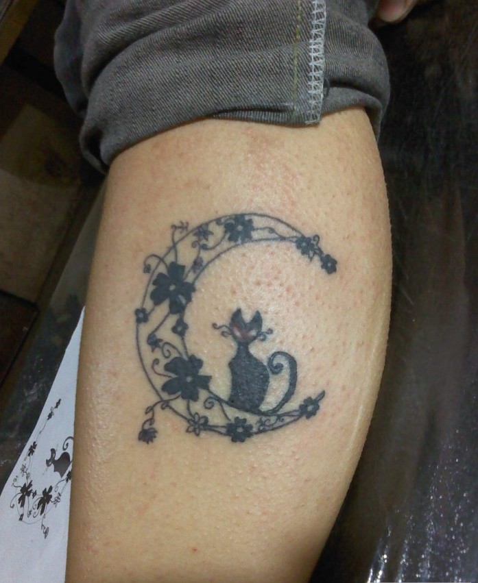 Luna de Flores con Gato