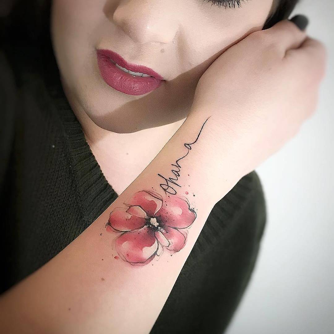 Flor Y Frase Ohana Tatuajes Para Mujeres