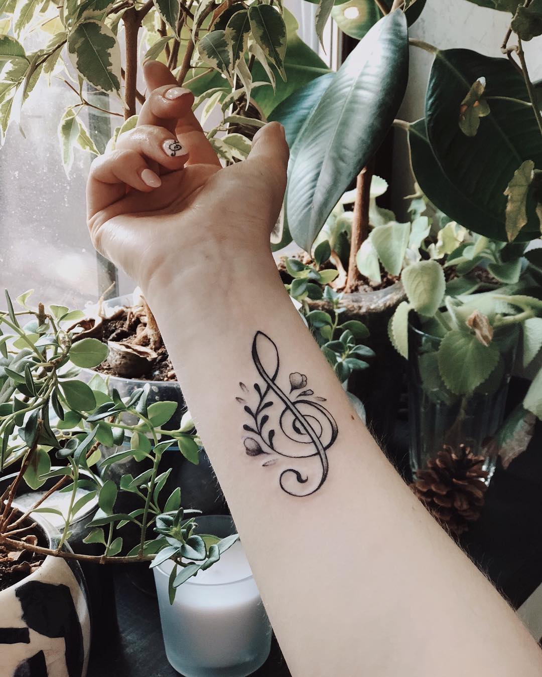 Tatuaje Clave De Sol Por Darylis Tattoo Tatuajes Para Mujeres tatuaje-clave-de-sol-por-darylis-tattoo-tatuajes-para-mujeres