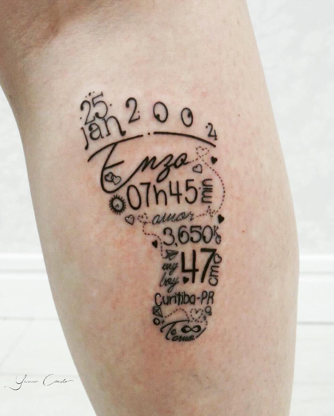 Tatuaje: Pie de Hijo con datos del nacimiento por Yasmin Coiado - Tatuajes  para Mujeres